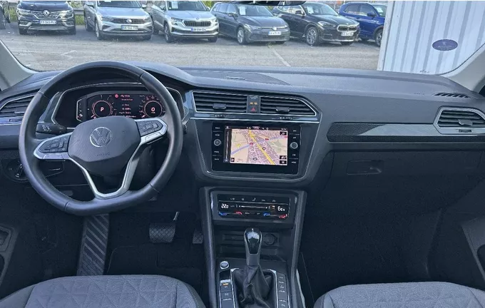 VOLKSWAGEN TIGUAN 1.4 eHybrid 245ch DSG6 Life Business extérieur trois quart avant droit 213011