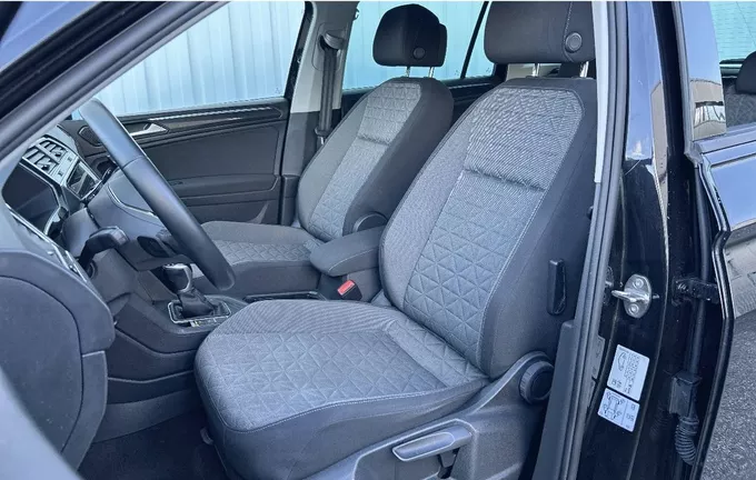 VOLKSWAGEN TIGUAN 1.4 eHybrid 245ch DSG6 Life Business extérieur trois quart arrière droit 213011