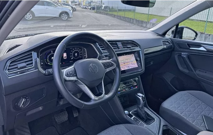 VOLKSWAGEN TIGUAN 1.4 eHybrid 245ch DSG6 Life Business photo 13 213011