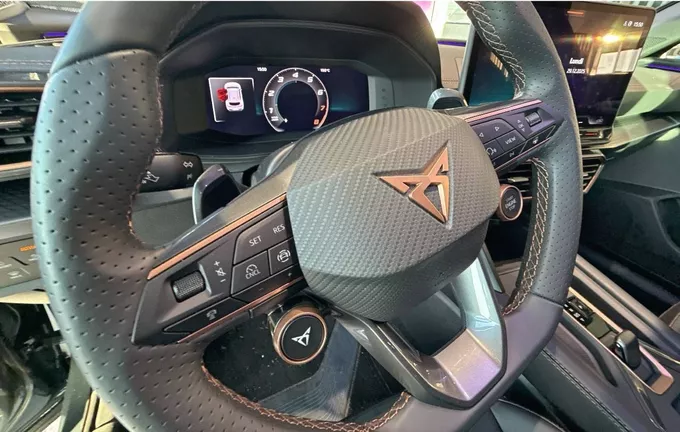 CUPRA FORMENTOR eHybrid 272 ch DSG6 VZ photo 17 3911