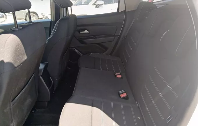 DACIA DUSTER TCe 150 4x2 EDC Journey photo 17 2128171