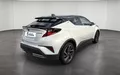 Miniature TOYOTA C-HR Hybride 2.0L Design extérieur trois quart arrière droit 1104020