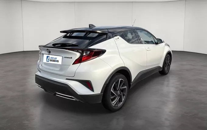TOYOTA C-HR Hybride 2.0L Design extérieur trois quart arrière droit 1104020
