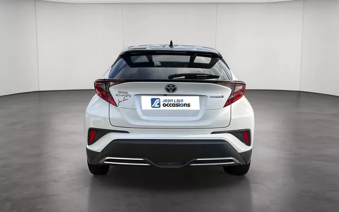 TOYOTA C-HR Hybride 2.0L Design extérieur arrière 1104020