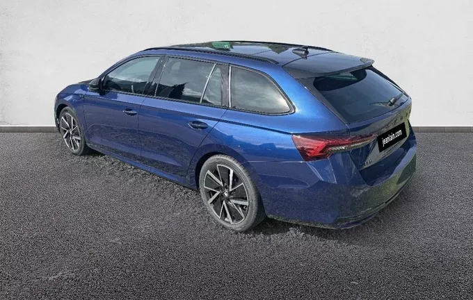 SKODA OCTAVIA Combi 2.0 TSI 204 ch DSG7 4x4 Sportline extérieur trois quart arrière gauche 9998