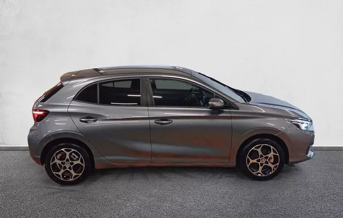 MG MG3 1.5 L Hybrid+ 195 ch Luxury extérieur côté droit 7607