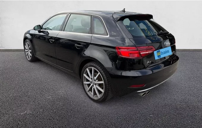 AUDI A3 Sportback 35 TFSI CoD 150 S tronic 7 Design Luxe photo 11 213243