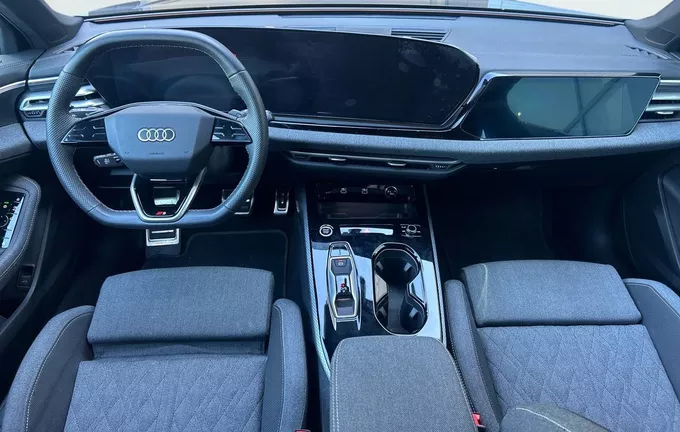 AUDI A5 Avant TFSI 150 ch S tronic 7 S line photo 18 2130975