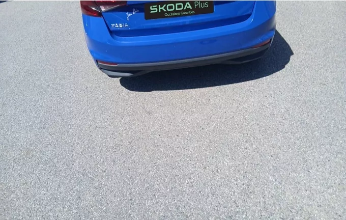 SKODA FABIA 1.0 MPI 80 ch BVM5 Active extérieur côté gauche 2128920