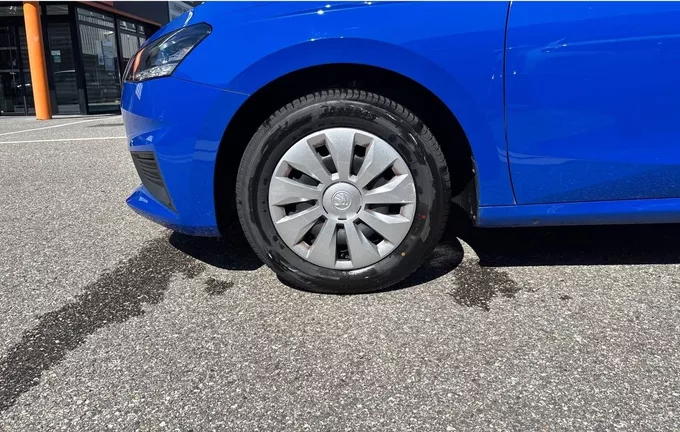 SKODA FABIA 1.0 MPI 80 ch BVM5 Active photo 12 2130803