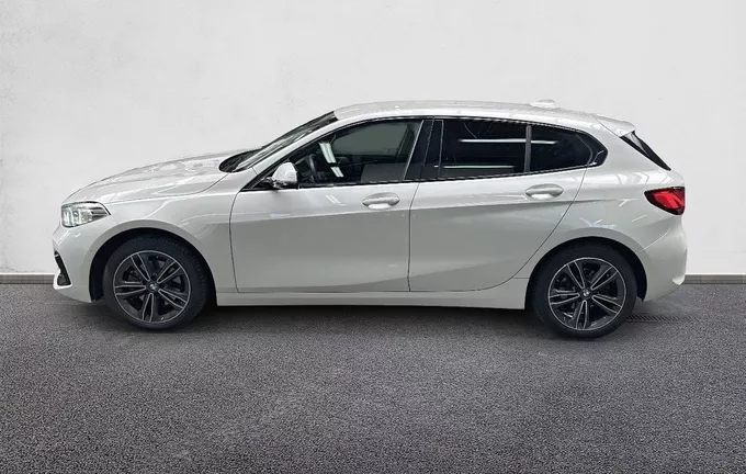 BMW SERIE 1 118d 150 ch Edition Sport extérieur côté gauche 213501