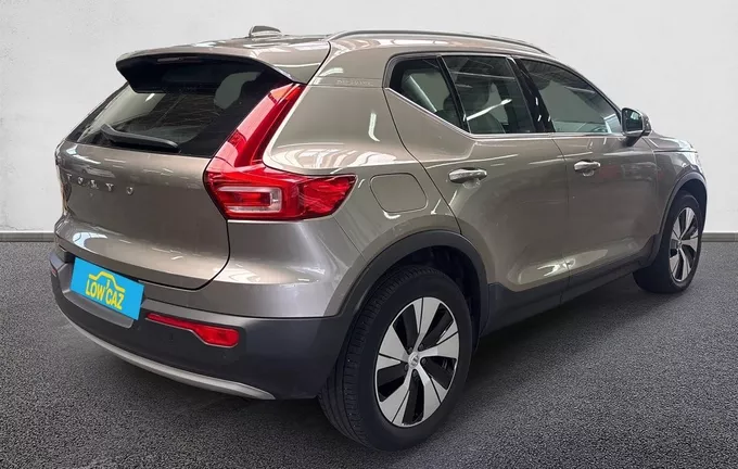 VOLVO XC40 T4 Recharge 129+82 ch DCT7 Start extérieur trois quart arrière droit 213338