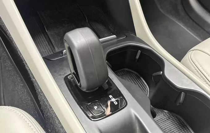 VOLVO XC40 T4 Recharge 129+82 ch DCT7 Start photo 13 213338
