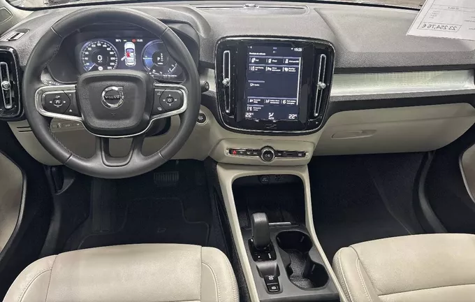 VOLVO XC40 T4 Recharge 129+82 ch DCT7 Start photo 18 213338