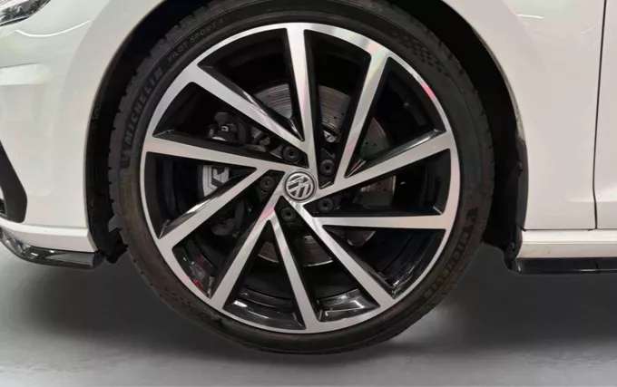 VOLKSWAGEN GOLF 2.0 TSI 310 BlueMotion Technology DSG7 4Motion photo 9 213691