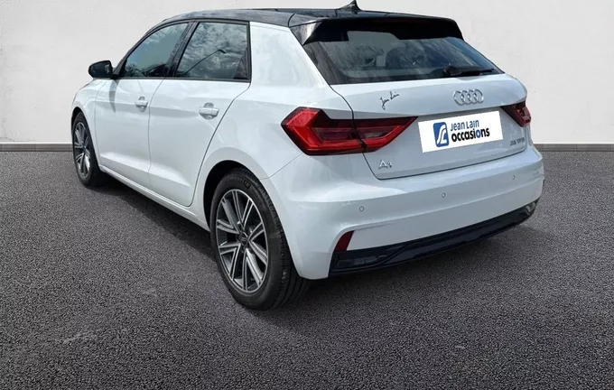 AUDI A1 Sportback 25 TFSI 95 ch BVM5 Design extérieur trois quart arrière gauche 560809