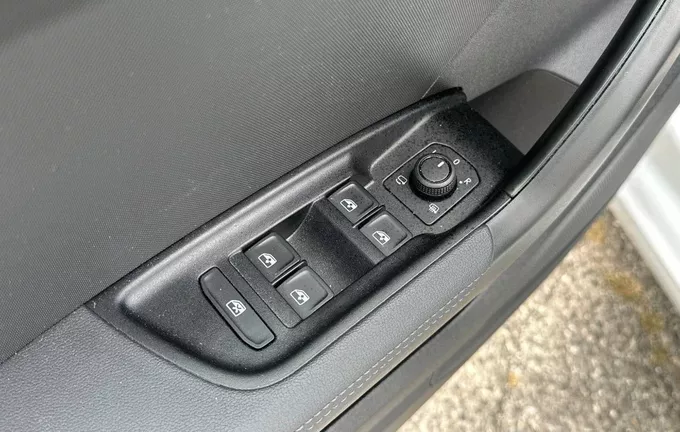 AUDI A1 Sportback 25 TFSI 95 ch BVM5 Design photo 20 560809
