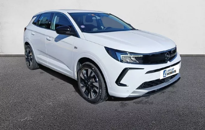 OPEL GRANDLAND 1.2 Turbo 130 ch BVA8 Design & Tech extérieur trois quart avant droit 2125494