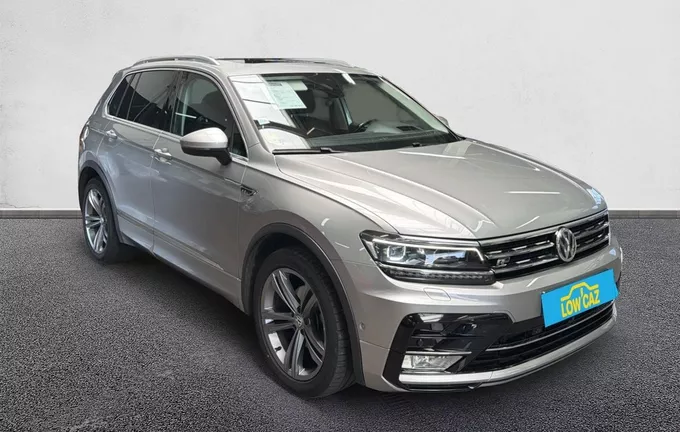 VOLKSWAGEN TIGUAN 2.0 TDI 150 DSG7 Carat Exclusive extérieur trois quart avant droit 213359