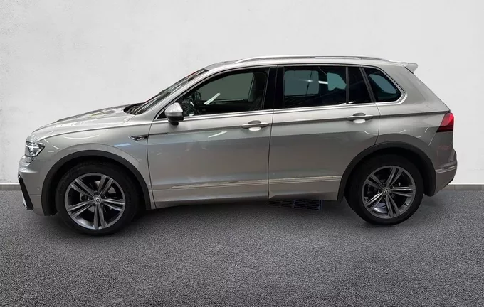 VOLKSWAGEN TIGUAN 2.0 TDI 150 DSG7 Carat Exclusive extérieur côté gauche 213359