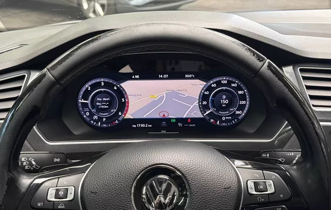 VOLKSWAGEN TIGUAN 2.0 TDI 150 DSG7 Carat Exclusive photo 16 213359
