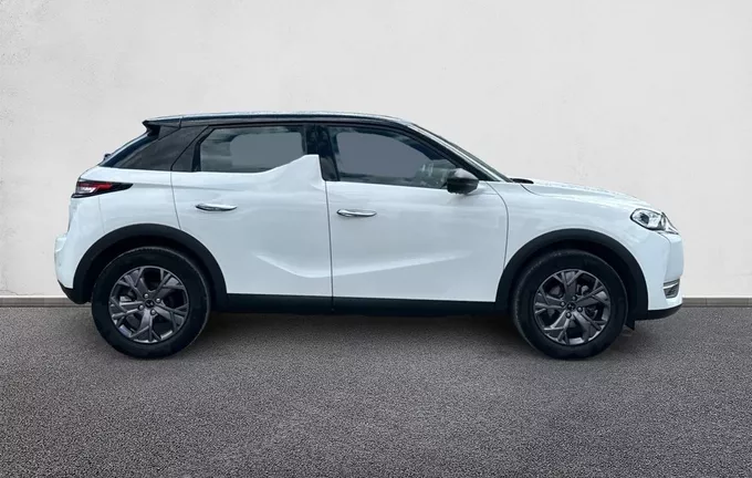 DS DS3 Crossback PureTech 130 EAT8 Montmartre extérieur côté droit 945659