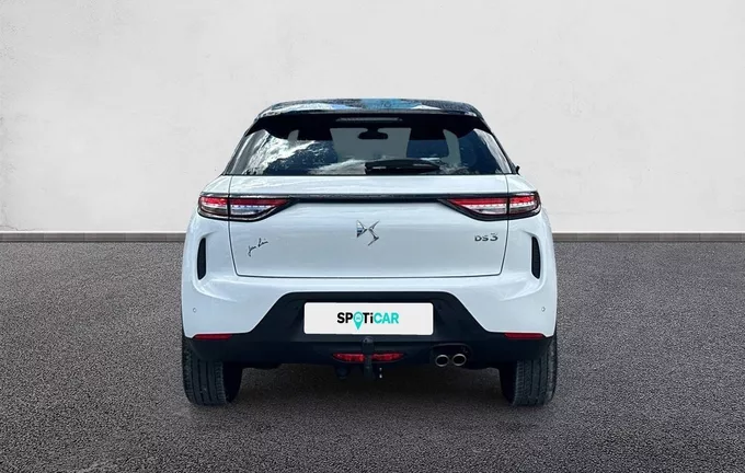 DS DS3 Crossback PureTech 130 EAT8 Montmartre extérieur trois quart arrière droit 945659