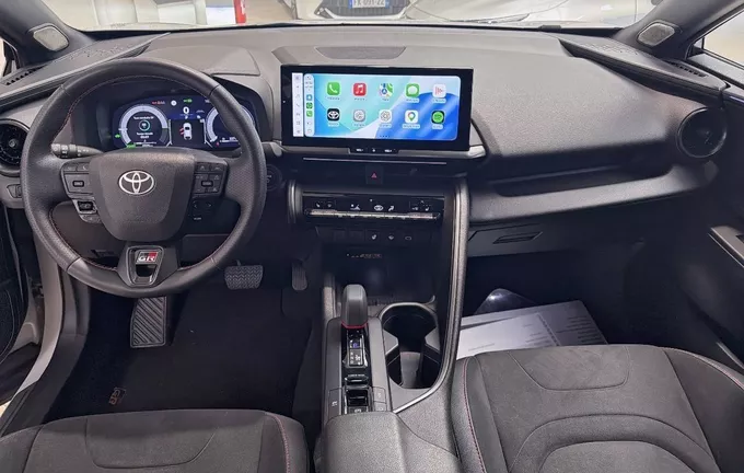 TOYOTA C-HR Hybride 200 GR Sport photo 18 1103896