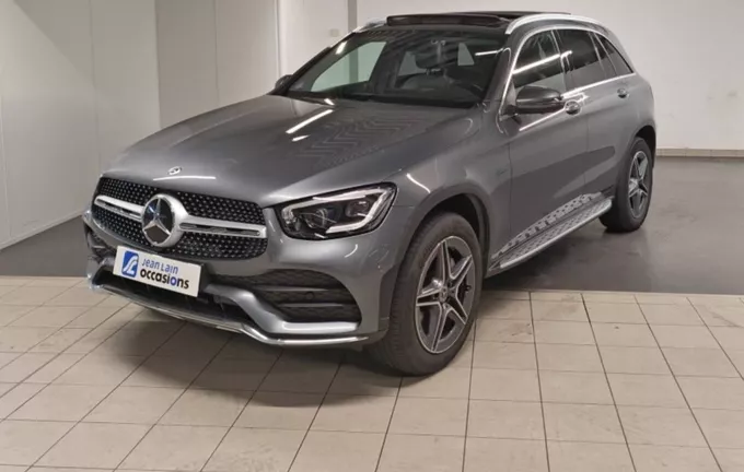 MERCEDES GLC 300 e EQ POWER 9G-Tronic 4Matic AMG Line extérieur trois quart avant gauche 2130304