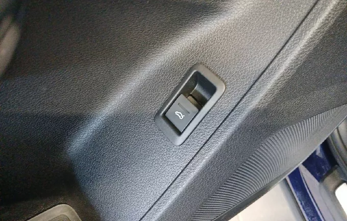 AUDI Q3 Sportback 35 TFSI 150 ch S tronic 7 S line photo 12 2127292