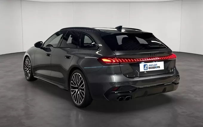 AUDI A5 Avant TDI Hybride 204 ch S tronic 7 Quattro S line extérieur trois quart arrière gauche 2132470