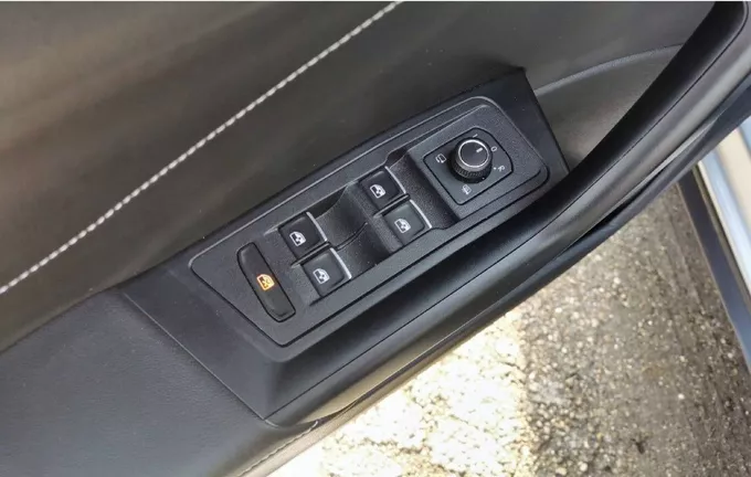 VOLKSWAGEN T-ROC 1.5 TSI EVO2 150 Start/Stop DSG7 Style photo 17 2124686