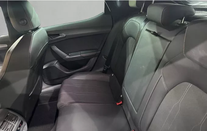 CUPRA LEON 1.5 eTSI 150 ch DSG7 V extérieur arrière 2124750