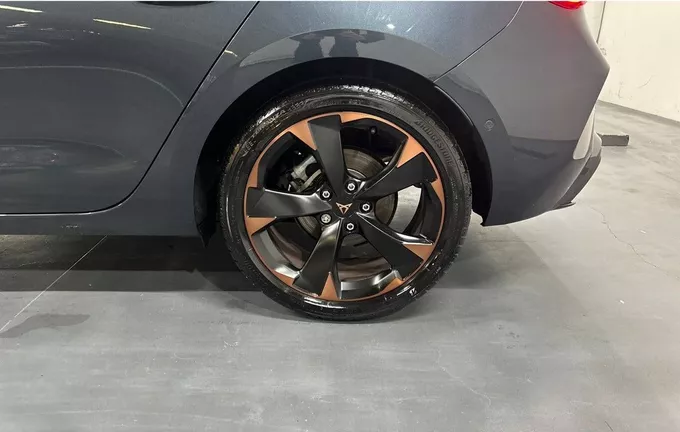 CUPRA LEON 1.5 eTSI 150 ch DSG7 V photo 12 2124750