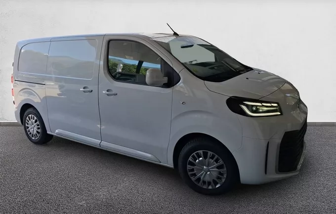 TOYOTA PROACE MEDIUM 1.5L 120 D-4D BVM6 START extérieur trois quart avant droit 1103449