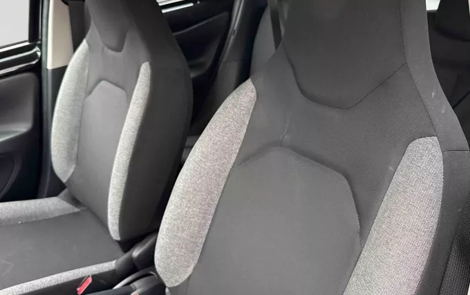 TOYOTA AYGO X 1.0 VVT-i 72 Dynamic photo 11 1103944