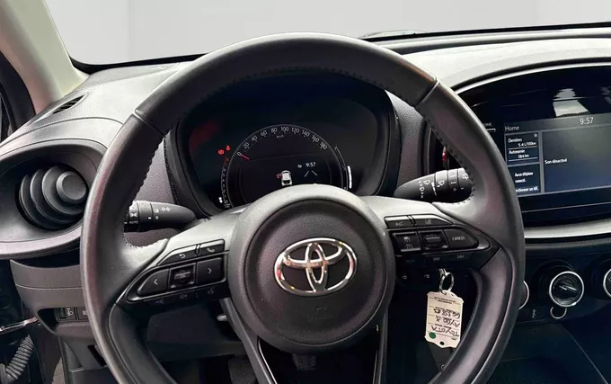 TOYOTA AYGO X 1.0 VVT-i 72 Dynamic photo 12 1103944
