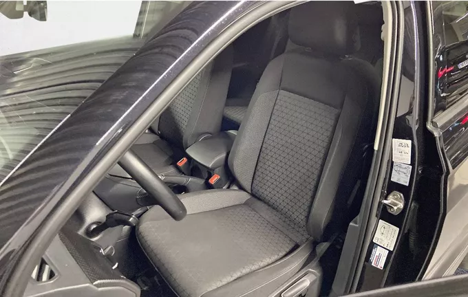 VOLKSWAGEN T-CROSS 1.0 TSI 110 Start/Stop BVM6 Life Plus extérieur trois quart arrière droit 2128303