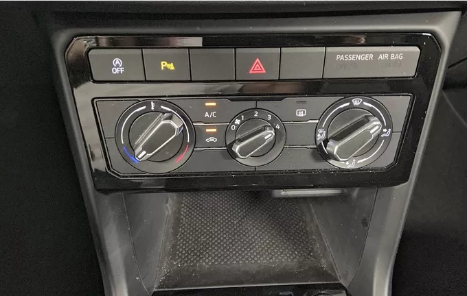 VOLKSWAGEN T-CROSS 1.0 TSI 110 Start/Stop BVM6 Life Plus photo 18 2128303