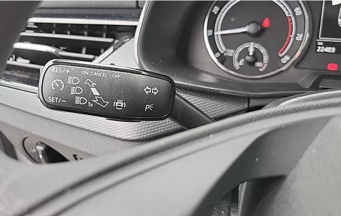 SKODA KAMIQ 1.0 TSI 95 ch BVM5 Active photo 19 2128588