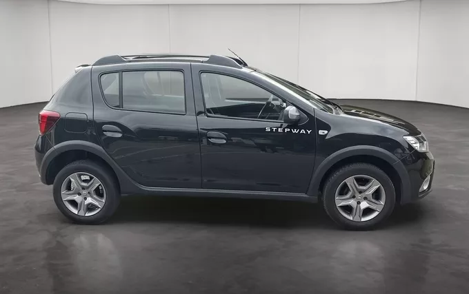 DACIA SANDERO TCe 90 Stepway extérieur côté droit 946711