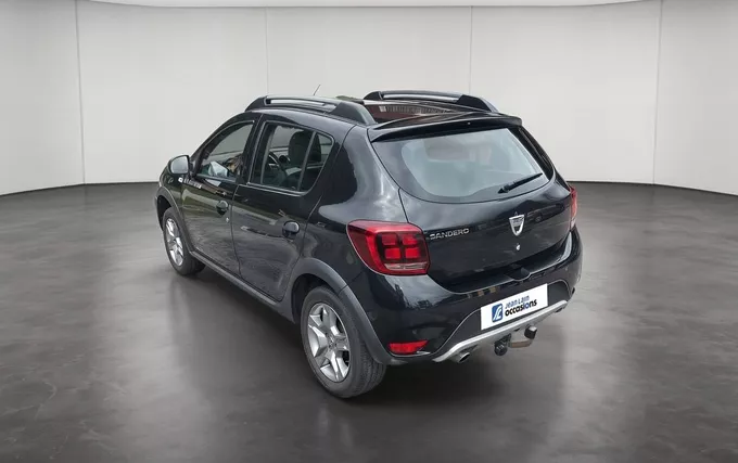 DACIA SANDERO TCe 90 Stepway extérieur trois quart arrière gauche 946711