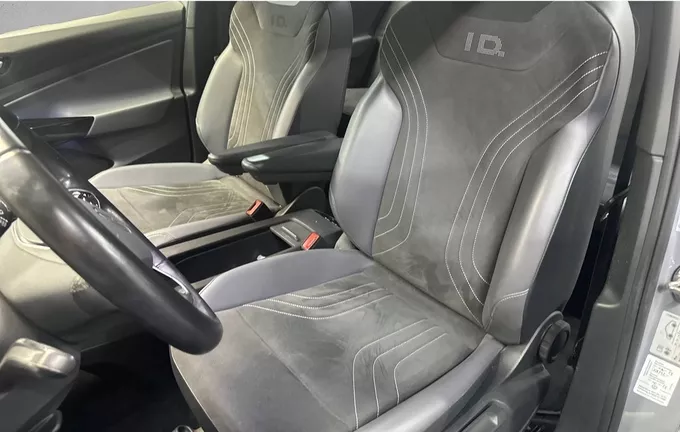 VOLKSWAGEN ID.4 174 ch Pro Life Plus extérieur trois quart arrière droit 2129167