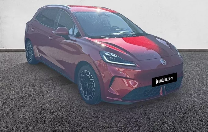 MG MGS9 PHEV Premium extérieur trois quart avant droit 8327