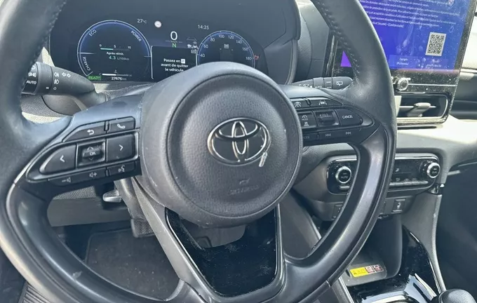 TOYOTA YARIS Hybride 116h Collection photo 12 1103459