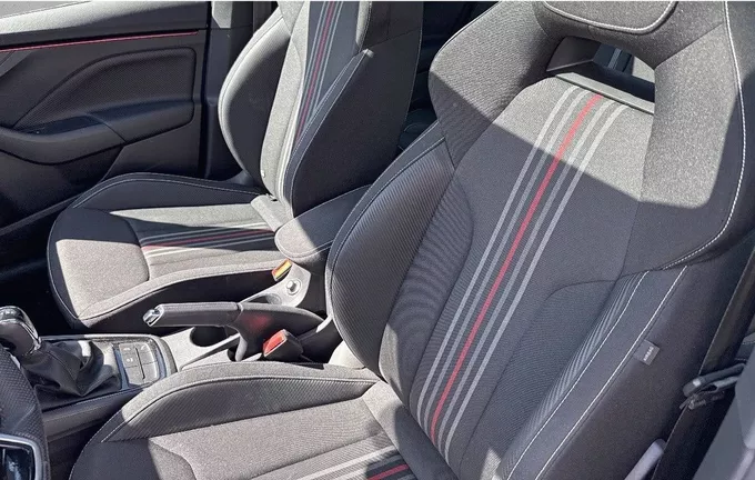 SKODA SCALA 1.0 TSI Evo 2 116 ch DSG7 Monte-Carlo extérieur trois quart arrière droit 2128407