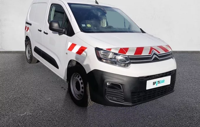 CITROEN BERLINGO VAN M 650 BLUEHDI 100 S&S BVM5 CLUB extérieur trois quart avant droit 946241