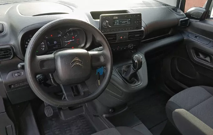 CITROEN BERLINGO VAN M 650 BLUEHDI 100 S&S BVM5 CLUB extérieur côté gauche 946241