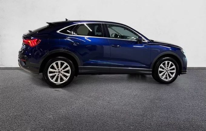 AUDI Q3 Sportback 35 TFSI 150 ch S tronic 7 Advanced extérieur côté droit 2128855