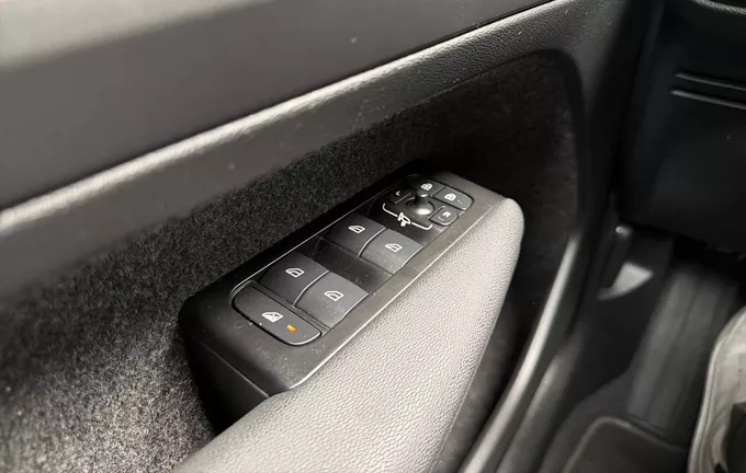 VOLVO XC40 T5 Recharge 180+82 ch DCT7 R-Design photo 19 2128111